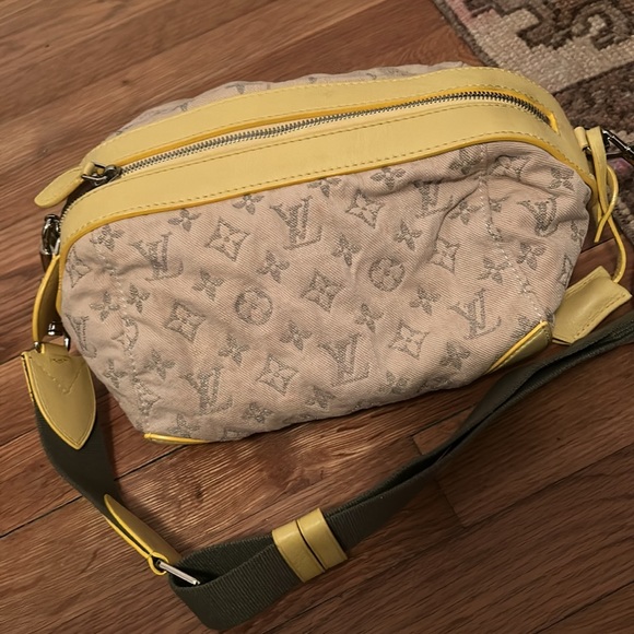 Louis Vuitton Denim taupe / yellow /olive east west bag - Picture 4 of 15